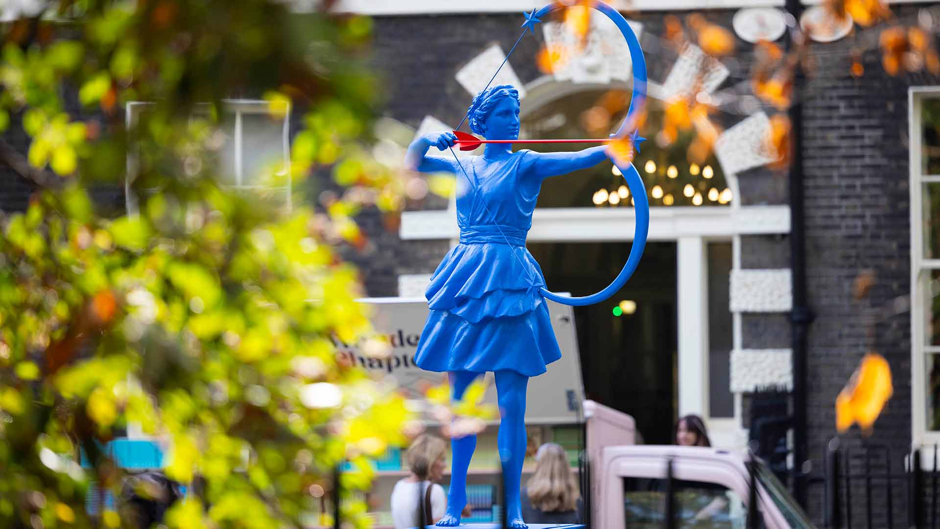 Bloomsbury statue 40th anniversary c David Parry Bloomsbury statue 40th anniversary c David Parry