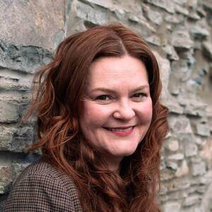 Caryl Lewis