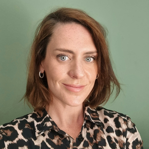 Siobhan Cole